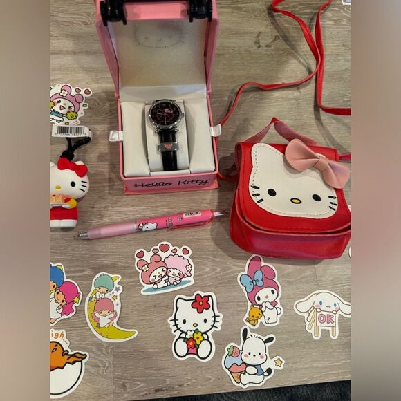 Hello Kitty Watch Set Small Purse, Pen, Bag Clip, Stickers NEW - Picture 5 of 11